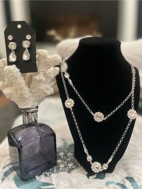 Brand New! Small Fleurette Necklace Silver-Tone Station Necklace and Earrings